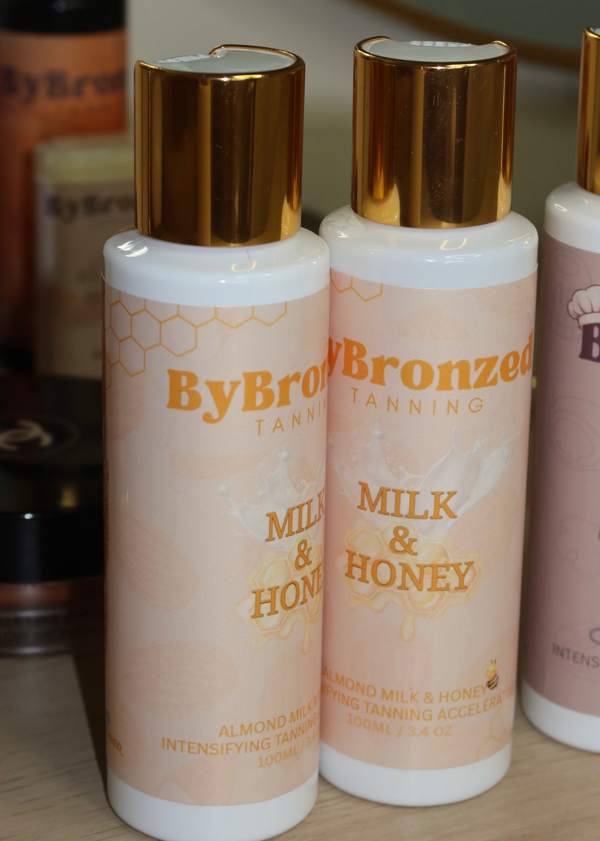 Milk & Honey - Intensifying Tanning Accelerator
